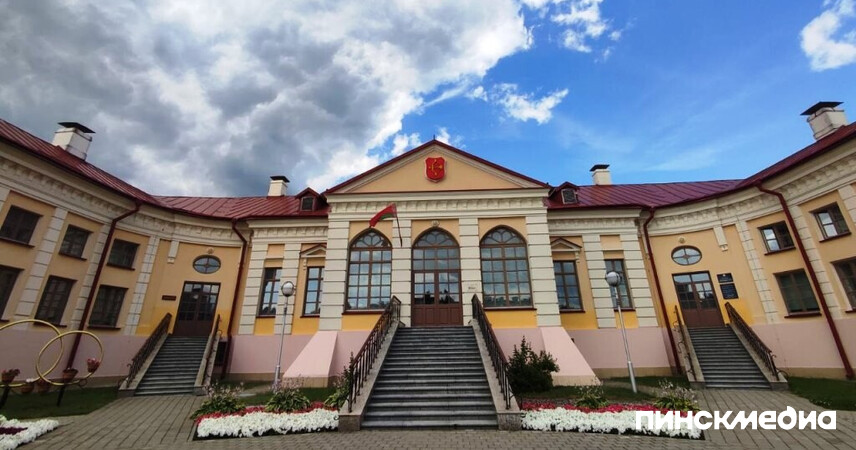 Пинский отдел ЗАГСа обнародовал демографические данные за первые четыре месяца 2025 года