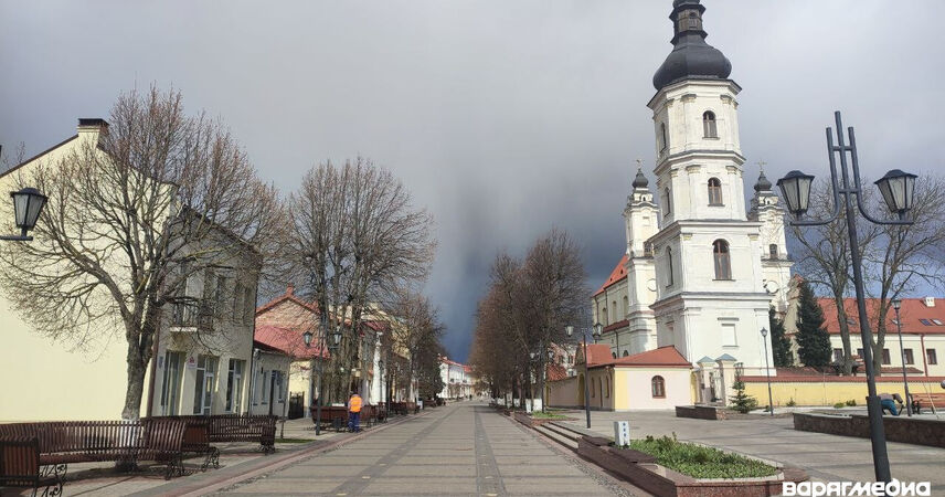 Синоптики предупреждают о грозах днем 16 апреля