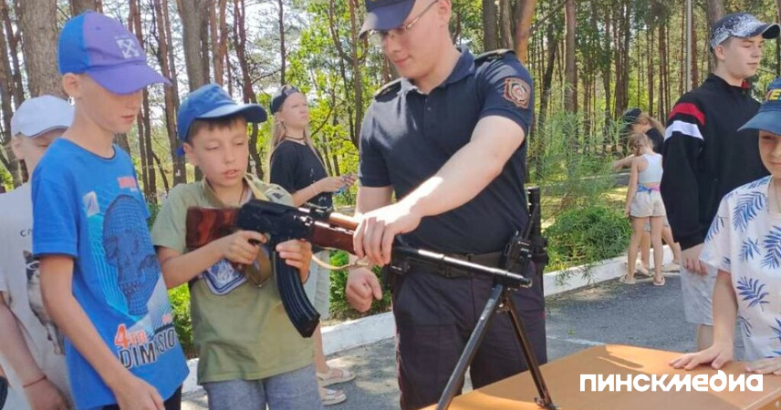 Курение, алкоголь и ПДД: в «Свитанке» прошла интерактивная лекция от Пинского РОВД