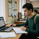 В Минтруда рассказали, как официально устроиться на работу с 14 лет