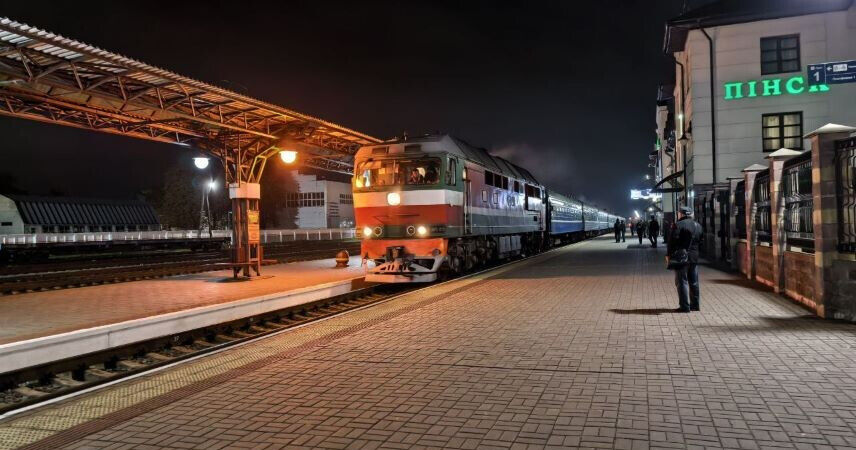 БЖД предупреждает о задержках поездов из-за снегопада