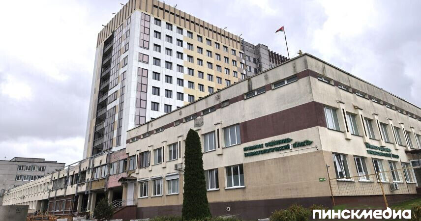 Как будут работать поликлиники и больницы на ноябрьские праздники в Беларуси