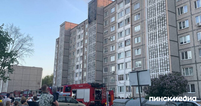 В Пинске произошел пожар в многоэтажке по улице Солнечной
