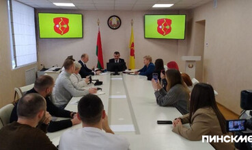 Глава Пинска Валерий Ребковец ответил на вопросы местных блогеров