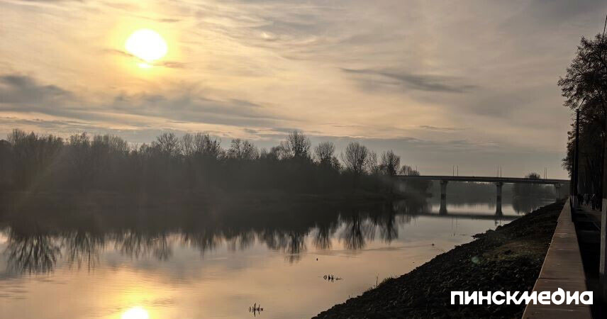 Метеорологи подвели итоги осени 2025 года в Беларуси: одна из самых теплых и засушливых