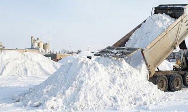 Официально: Пинский горисполком определил площадки для складирования снега