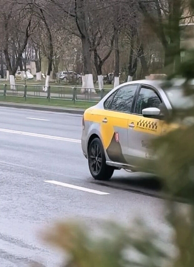 Новые правила такси в Беларуси: цена «от борта» и право пассажира выбирать способ оплаты