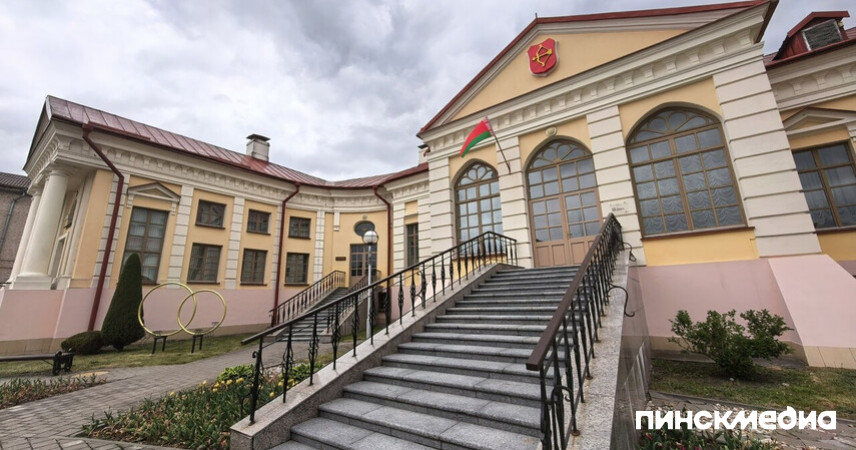 В Пинске 86-летний мужчина повел невесту под венец: смотрим свадебную статистику апреля