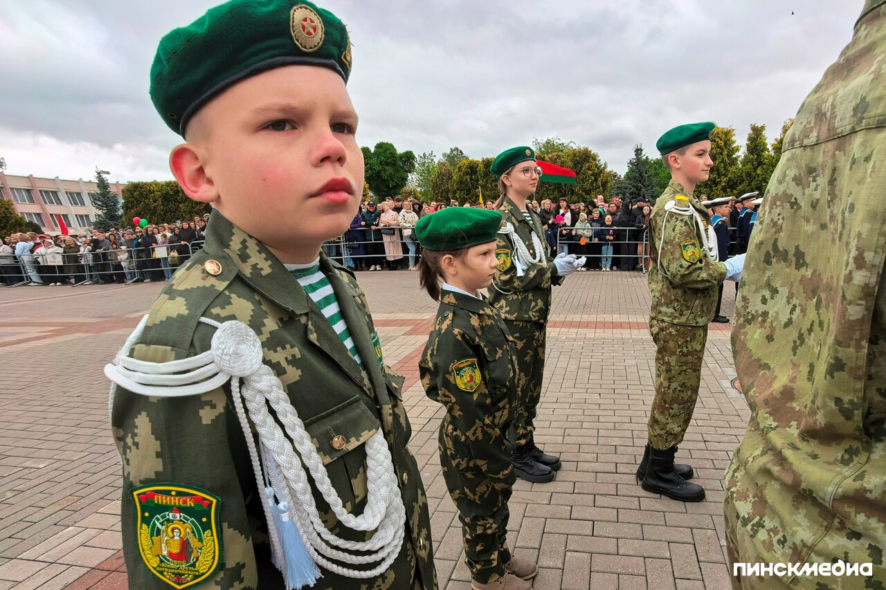 Праздничное утро 9 мая в Пинске