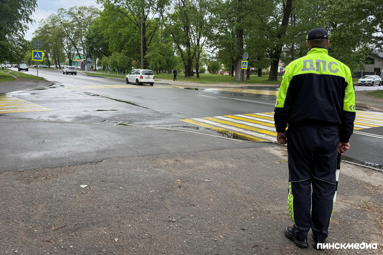 ГАИ Пинска берет под жесткий контроль оживленные перекрестки и владельцев электросамокатов
