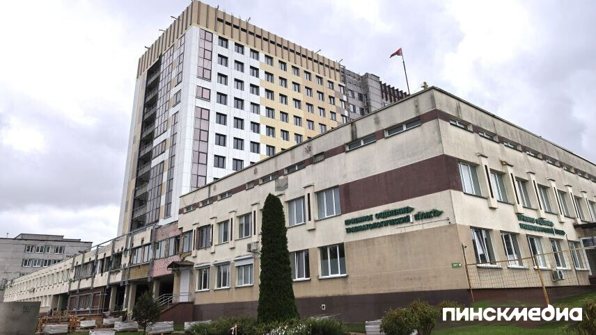 В Беларуси утвержден график работы учреждений здравоохранения на новогодние праздники